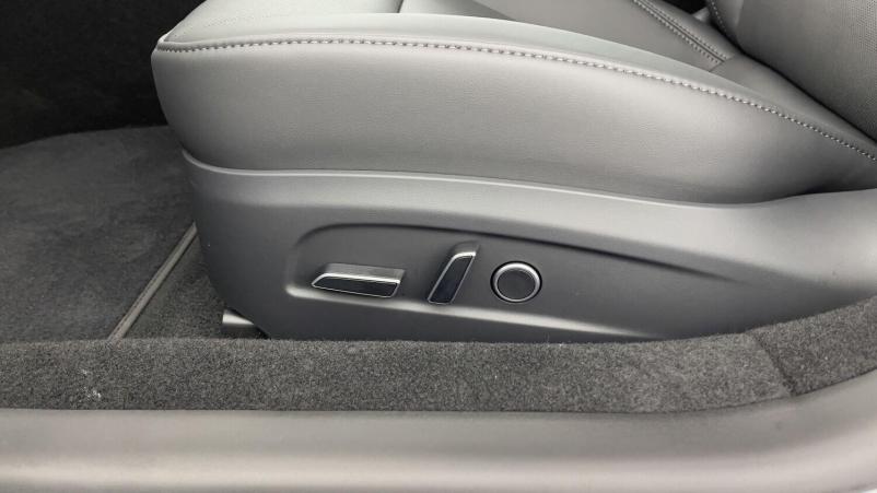 Vente en ligne Tesla Model 3 Model 3 II Standard Propulsion (513km) au prix de 43 400 €