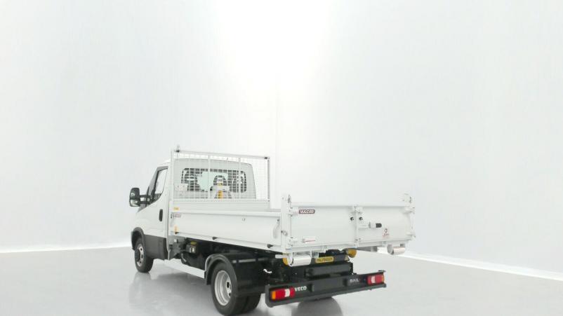 Vente en ligne Iveco Daily Daily III 35C16H 3450 3.0 160ch Q-TOR Ampliroll Palfinger au prix de 66 780 €