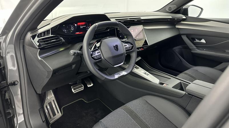 Vente en ligne Peugeot 308 308 III 1.5 BlueHDi 130ch GT EAT8 au prix de 29 700 €