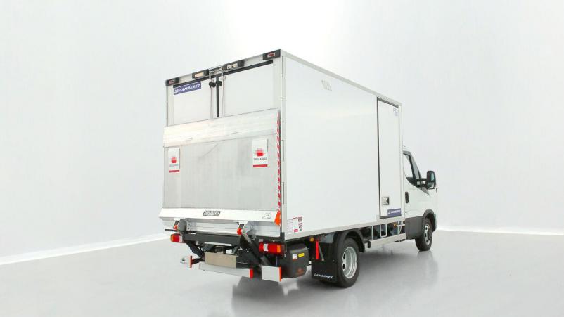 Vente en ligne Iveco Daily Daily III 35C16H 3450 3.0 160ch Frigo Lamberet au prix de 72 560 €