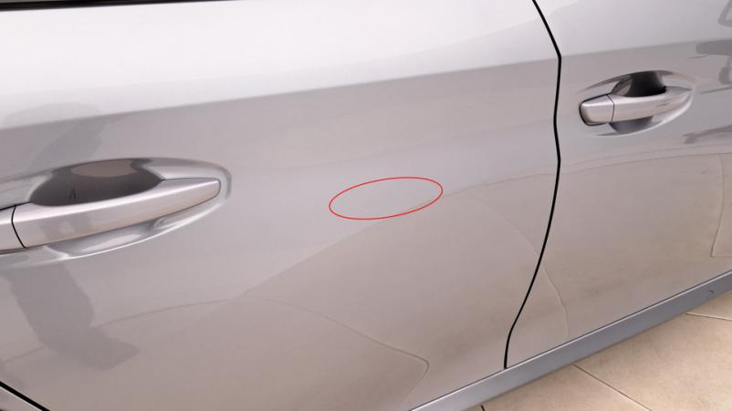 Vente en ligne Peugeot 208  1.2 PureTech S&S 100ch Automatique/8 Gt line au prix de 14 820 €