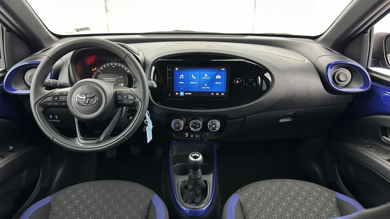 Vente en ligne Toyota Aygo Aygo x Aygo X 1.0 VVT-i 72 Design au prix de 17 700 €