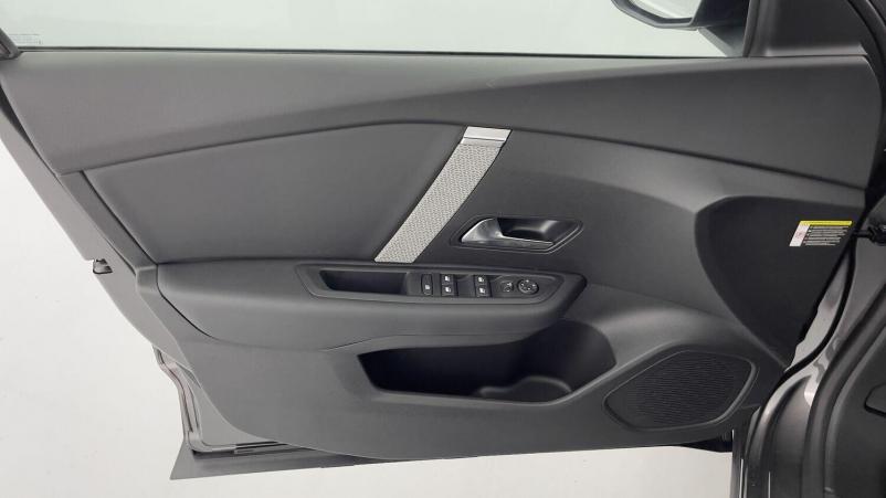 Vente en ligne Citroën C4 C4 III 1.5 BlueHDi 130ch Plus EAT8 au prix de 24 710 €