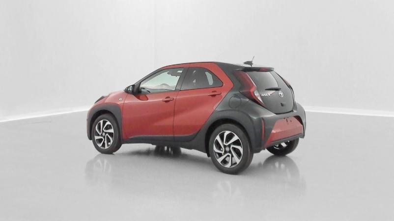 Vente en ligne Toyota Aygo Aygo x Aygo X 1.0 VVT-i 72 Design au prix de 17 700 €