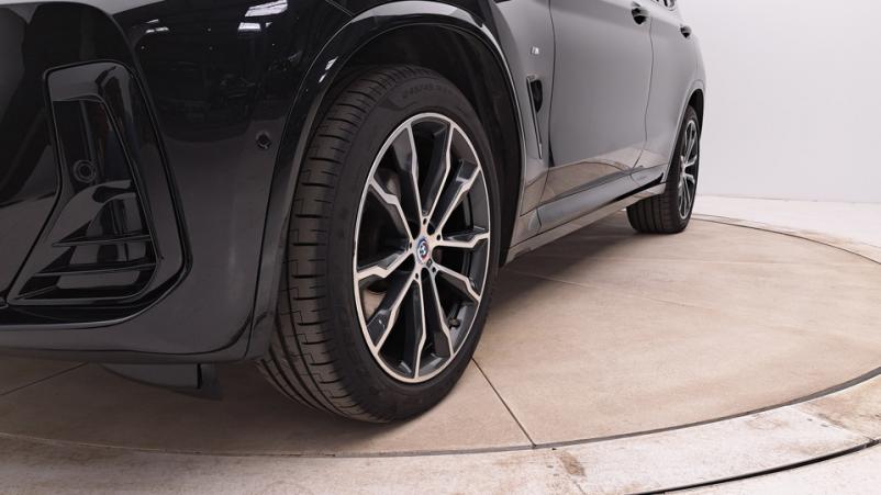 Vente en ligne Bmw X3  20 i 184ch Automatique/8 M sport au prix de 34 820 €