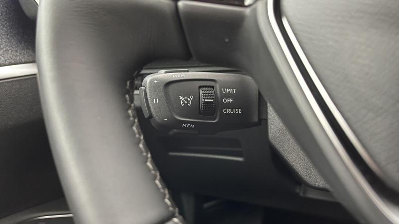Vente en ligne Peugeot 5008 5008 III 1.5 BlueHDi 130ch Allure Pack EAT8 au prix de 39 500 €