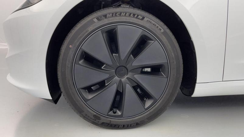 Vente en ligne Tesla Model 3 Model 3 II Standard Propulsion (513km) au prix de 43 400 €