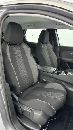 Vente en ligne Peugeot 3008 3008 III 1.2 Puretech 130ch Active Pack EAT8 au prix de 26 210 €