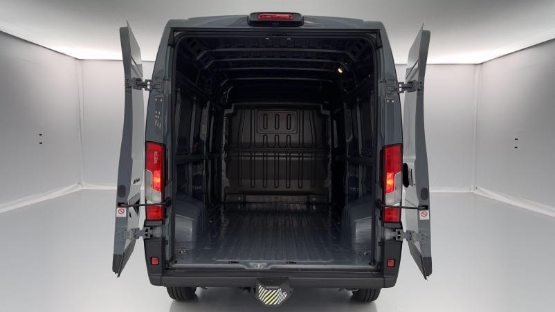 Vente en ligne Fiat Ducato Fourgon Ducato III LH2 3.5 Maxi 180ch H3-Power Pack Premium Connect BVA8 au prix de 42 540 €