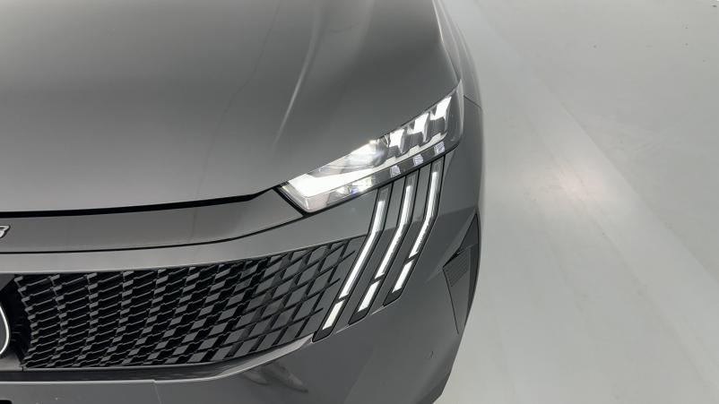 Vente en ligne Peugeot 5008 5008 III 1.2 Hybrid 145ch GT e-DCS6 au prix de 39 410 €