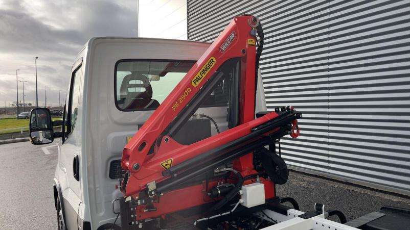 Vente en ligne Iveco Daily Daily III 35S14H 3750 2.3 136ch Benne Alu JPM + Grue PK 2900 au prix de 76 080 €