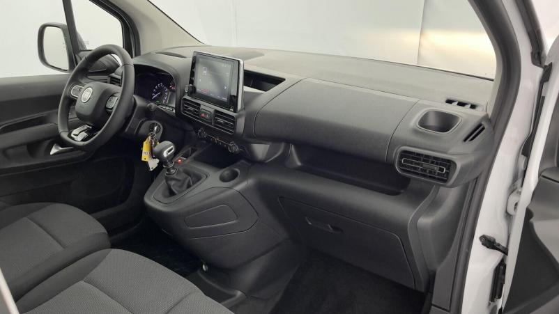 Vente en ligne Fiat Doblo Doblo fourgon III M 650kg BlueHDi 100ch Pack Premium Connect Frigo Lamberet au prix de 38 580 €