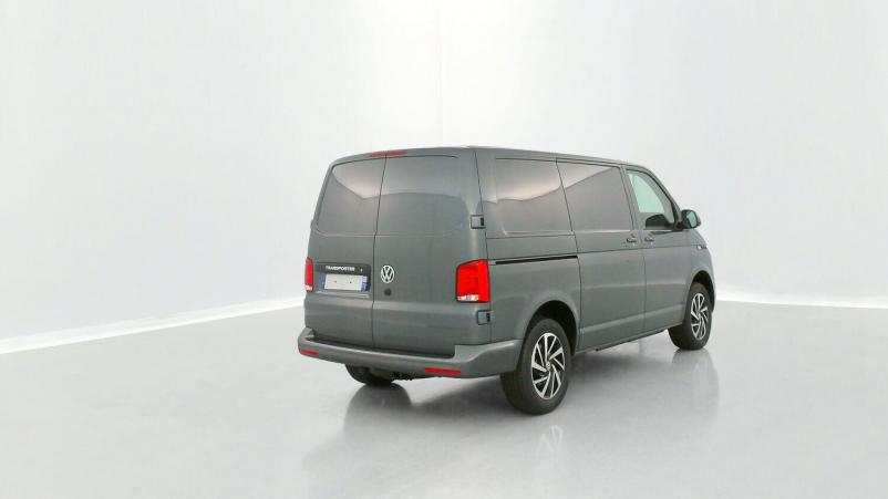 Vente en ligne Volkswagen Transporter Transporter T6.1 VAN 2.8T L1H1 2.0 TDI 204ch Business Plus DSG7 au prix de 58 140 €