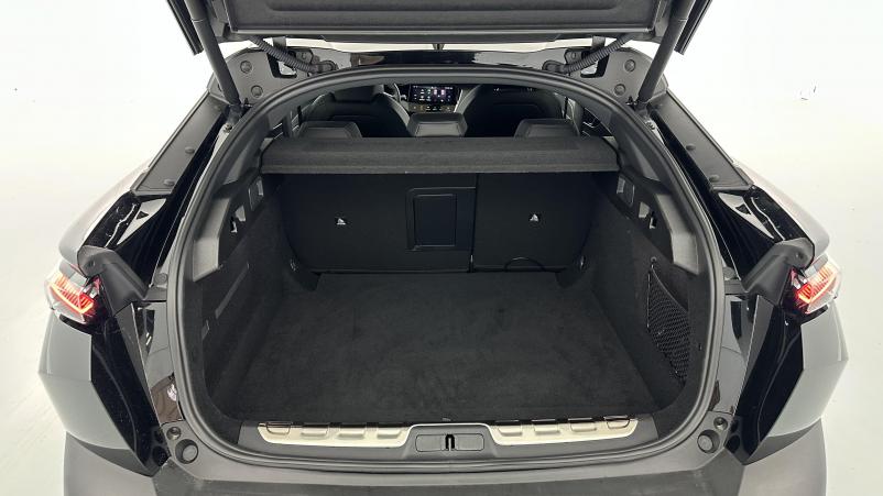 Vente en ligne Peugeot 408 408 1.2 PureTech 130ch GT EAT8 au prix de 28 400 €