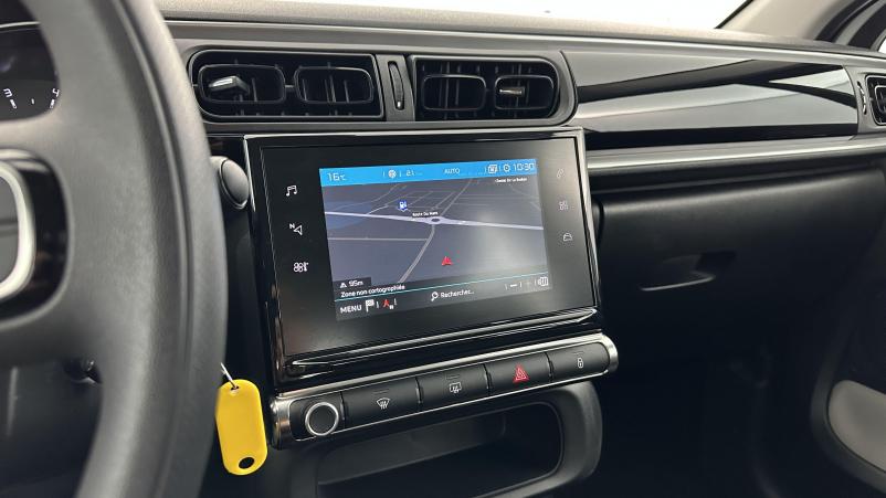 Vente en ligne Citroën C3 C3 1.2 PureTech 83ch Feel Pack au prix de 16 010 €