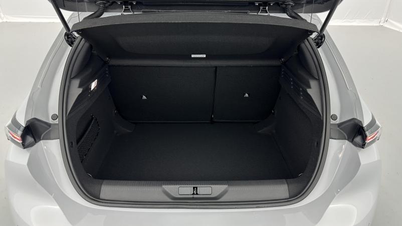 Vente en ligne Peugeot 308 308 III 1.5 BlueHDi 130ch Allure EAT8 au prix de 27 410 €