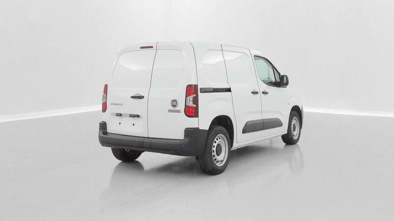 Vente en ligne Fiat Doblo Doblo fourgon III M 650kg BlueHDi 100ch Pack Premium Connect Frigo Lamberet au prix de 38 580 €