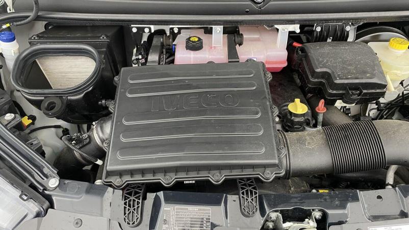 Vente en ligne Iveco Daily Daily III 35C16H 3450 3.0 160ch Q-TOR Ampliroll Palfinger au prix de 66 780 €