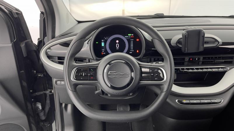 Vente en ligne Fiat 500 500e 23.8kWh Action 95ch au prix de 13 700 €