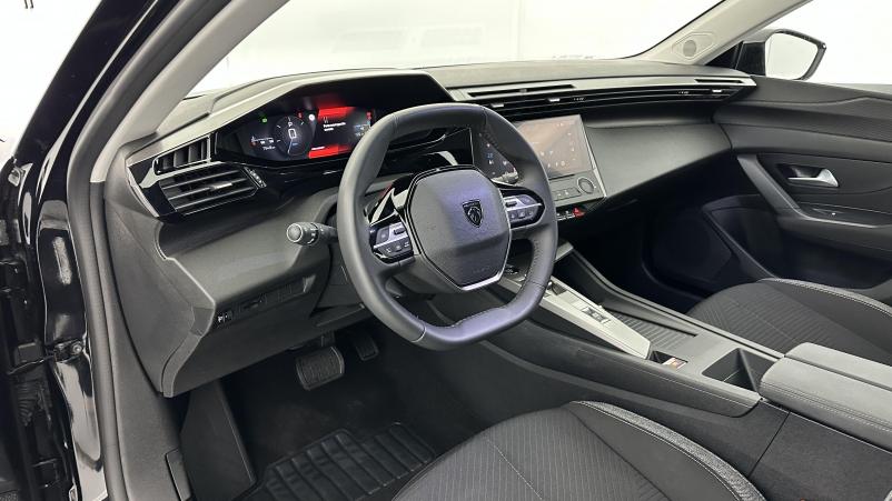 Vente en ligne Peugeot 308 308 III 1.2 Puretech 130ch Active Pack EAT8 au prix de 22 400 €