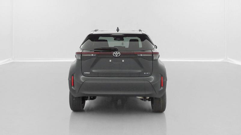 Vente en ligne Toyota Yaris Cross Yaris cross 1.5 Hybride 130h Design e-CVT au prix de 28 010 €