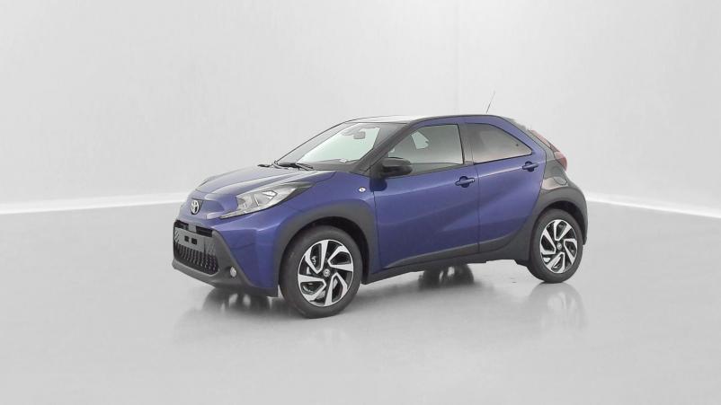 Vente en ligne Toyota Aygo Aygo x Aygo X 1.0 VVT-i 72 Design au prix de 17 700 €
