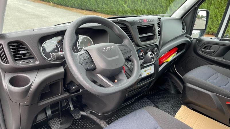 Vente en ligne Iveco Daily Daily 35S14H 3750 2.3 136ch Nacelle Smart P170 TXE E au prix de 86 580 €