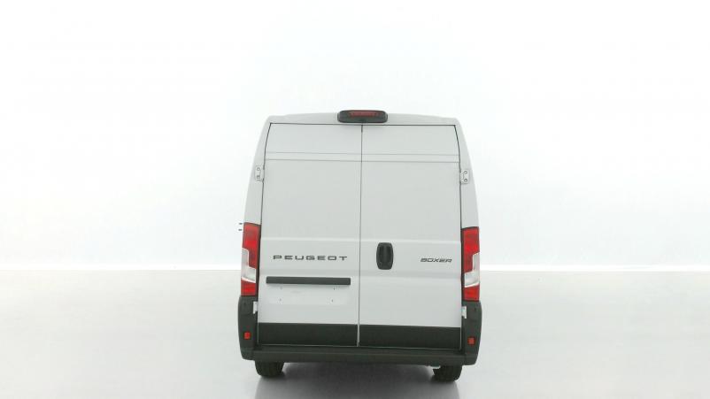 Vente en ligne Peugeot Boxer Fourgon Boxer II L3H2 3.5 MAXI 2.2 140ch au prix de 32 580 €