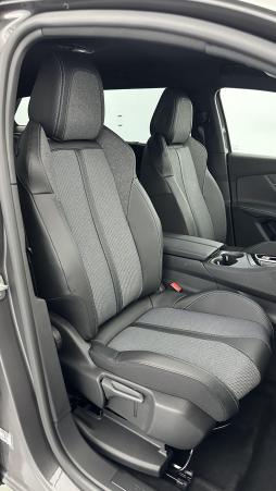 Vente en ligne Peugeot 5008 5008 II 1.5 BlueHDi 130ch Allure Pack EAT8 au prix de 33 000 €