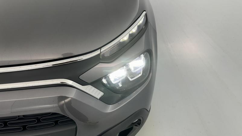 Vente en ligne Citroën C3 C3 III 1.2 PureTech 110ch Shine au prix de 17 000 €