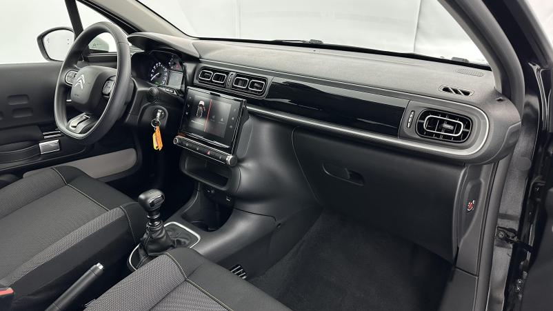 Vente en ligne Citroën C3 C3 III 1.2 PureTech 110ch Shine au prix de 16 010 €