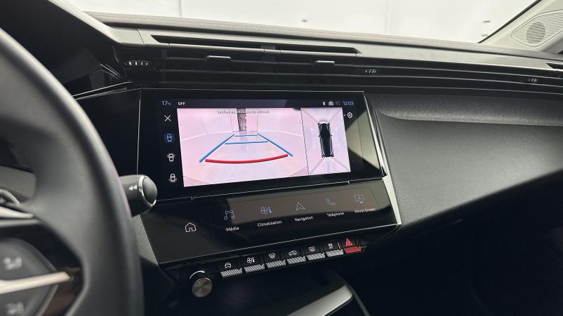 Vente en ligne Peugeot 308 308 1.2 PureTech 130ch Allure EAT8 au prix de 23 400 €