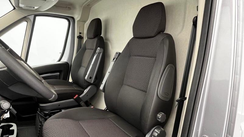 Vente en ligne Citroën Jumper Fourgon TOLE 35 L3H2 BLUEHDI 140 S S BVM6 au prix de 31 900 €