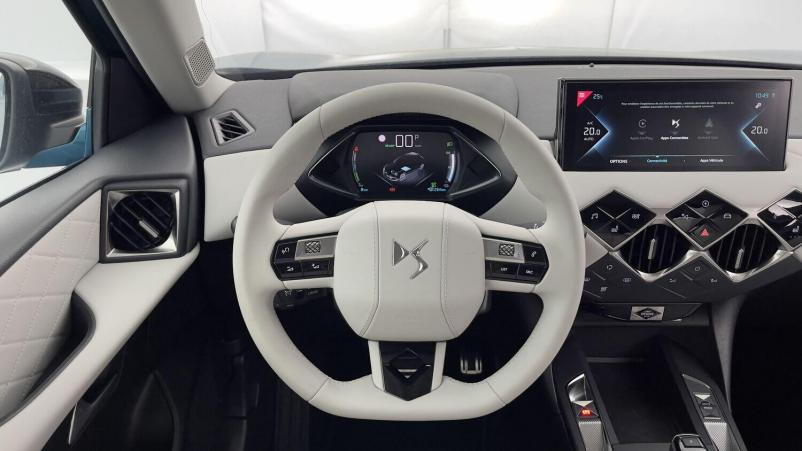 Vente en ligne Ds Ds3 Crossback Ds3 crossback E-Tense Rivoli 136ch au prix de 31 400 €