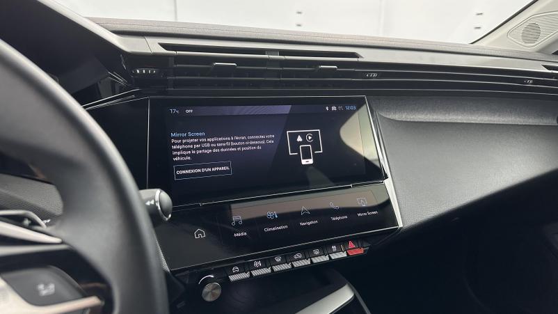 Vente en ligne Peugeot 308 308 1.2 PureTech 130ch Allure EAT8 au prix de 23 400 €