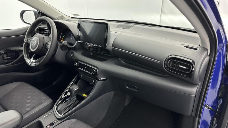 Vente en ligne Toyota Yaris Yaris Hybride 116h Design e-CVT au prix de 26 000 €