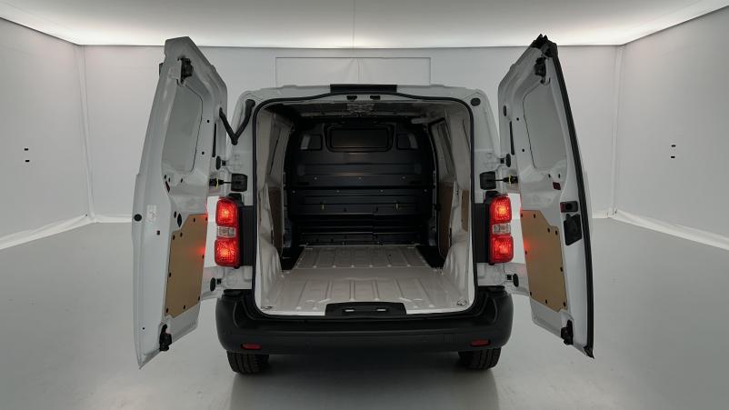 Vente en ligne Peugeot Expert Expert III M 2.0 BlueHDi 145ch EAT8 au prix de 31 380 €