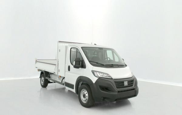 Fiat Ducato Fourgon Ducato cc 3.5 L 2.2 H3-Power 140ch Maxi Benne Acier + Coffre JPM occasion de 2023 en vente à Rennes