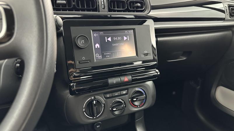 Vente en ligne Citroën C3 C3 III 1.2 PureTech 83ch You au prix de 14 600 €