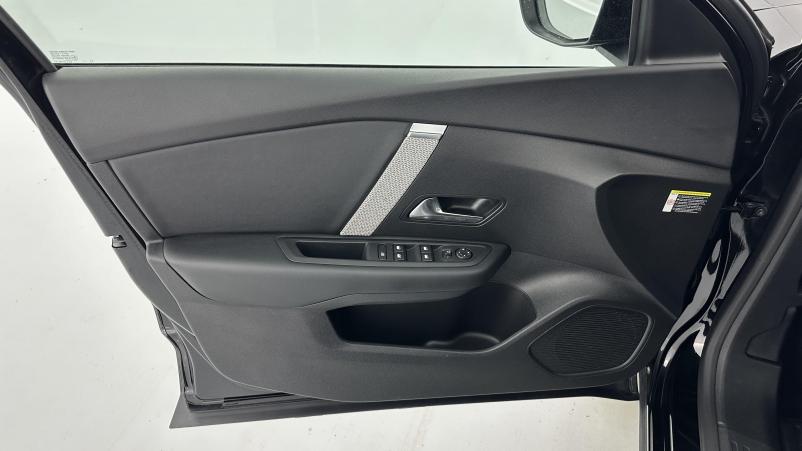 Vente en ligne Citroën C4 C4 1.2 PureTech 130ch Feel Pack au prix de 20 000 €