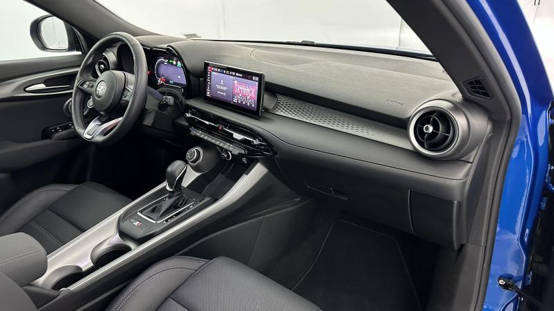 Vente en ligne Alfa Romeo Tonale Tonale 1.5 Hybrid 130ch Sprint TCT7 au prix de 28 400 €