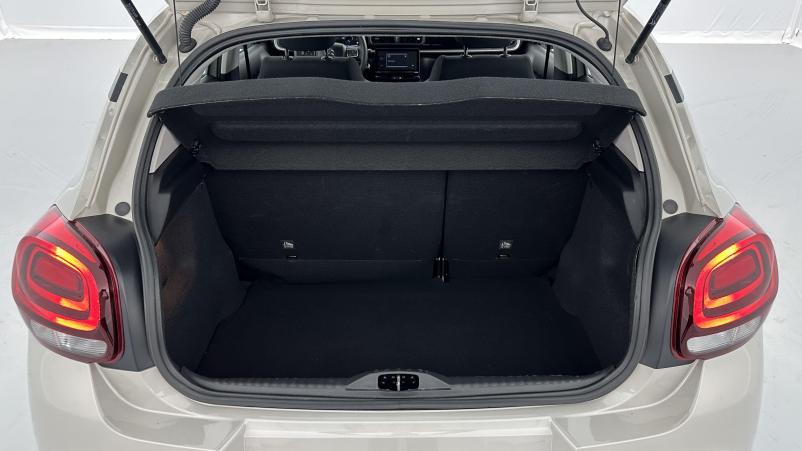 Vente en ligne Citroën C3 C3 III 1.2 PureTech 83ch You au prix de 14 600 €