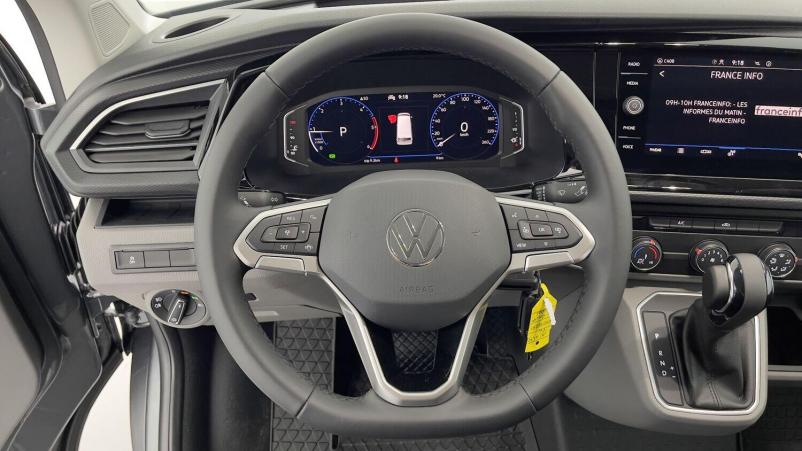 Vente en ligne Volkswagen Transporter Transporter T6.1 VAN 2.8T L1H1 2.0 TDI 204ch Business Plus DSG7 au prix de 58 140 €