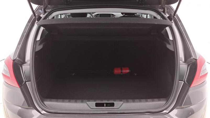 Vente en ligne Peugeot 308 5P 1.2 PureTech 110ch Manuelle/6 Active au prix de 10 970 €