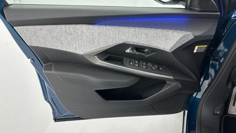 Vente en ligne Peugeot 3008 3008 Hybrid 145ch GT e-DCS6 au prix de 35 400 €
