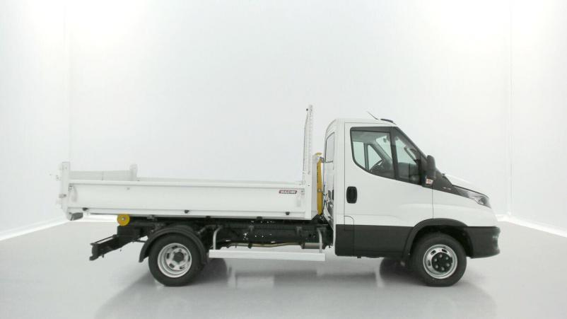 Vente en ligne Iveco Daily Daily III 35C16H 3450 3.0 160ch Q-TOR Ampliroll Palfinger au prix de 66 780 €