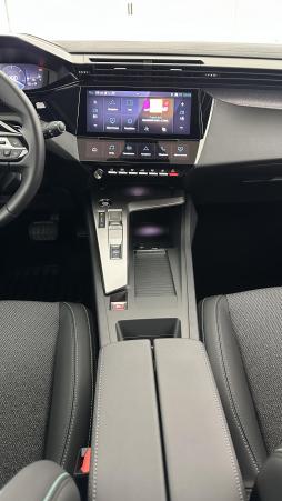Vente en ligne Peugeot 308 308 III 1.5 BlueHDi 130ch Allure EAT8 au prix de 28 010 €