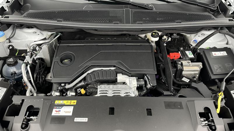 Vente en ligne Peugeot 5008 5008 III 1.2 Hybrid 136ch Allure e-DCS6 au prix de 35 400 €
