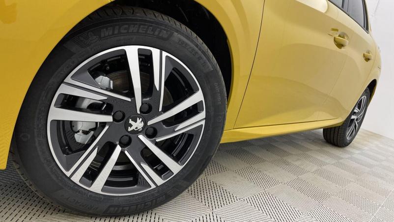 Vente en ligne Peugeot 208 208 II 1.2 PureTech 100ch Allure Pack au prix de 16 500 €