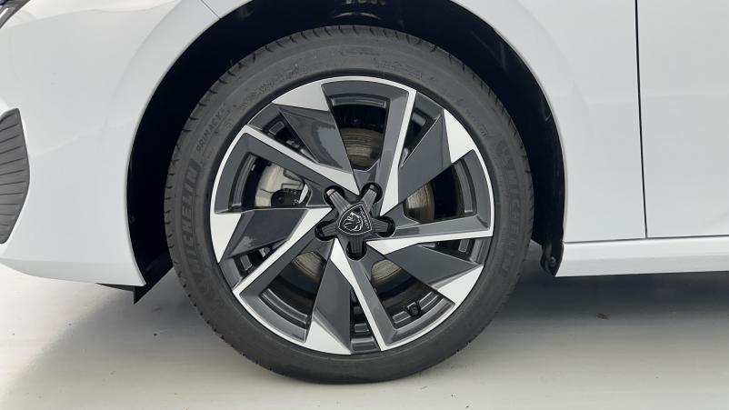 Vente en ligne Peugeot 308 308 III 1.5 BlueHDi 130ch Allure EAT8 au prix de 28 010 €